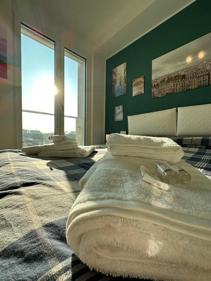 Torremilano - Luxury Modern Flat Rooftop&Pool&Garden