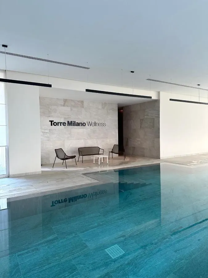 Contatos de Torremilano - Luxury Modern Flat Rooftop&Pool&Garden